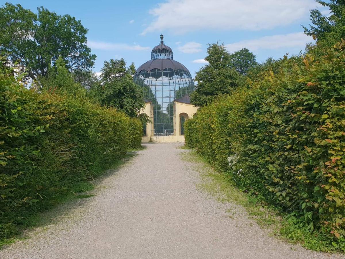 Mauthaus Schoenbrunn ウィーン エクステリア 写真